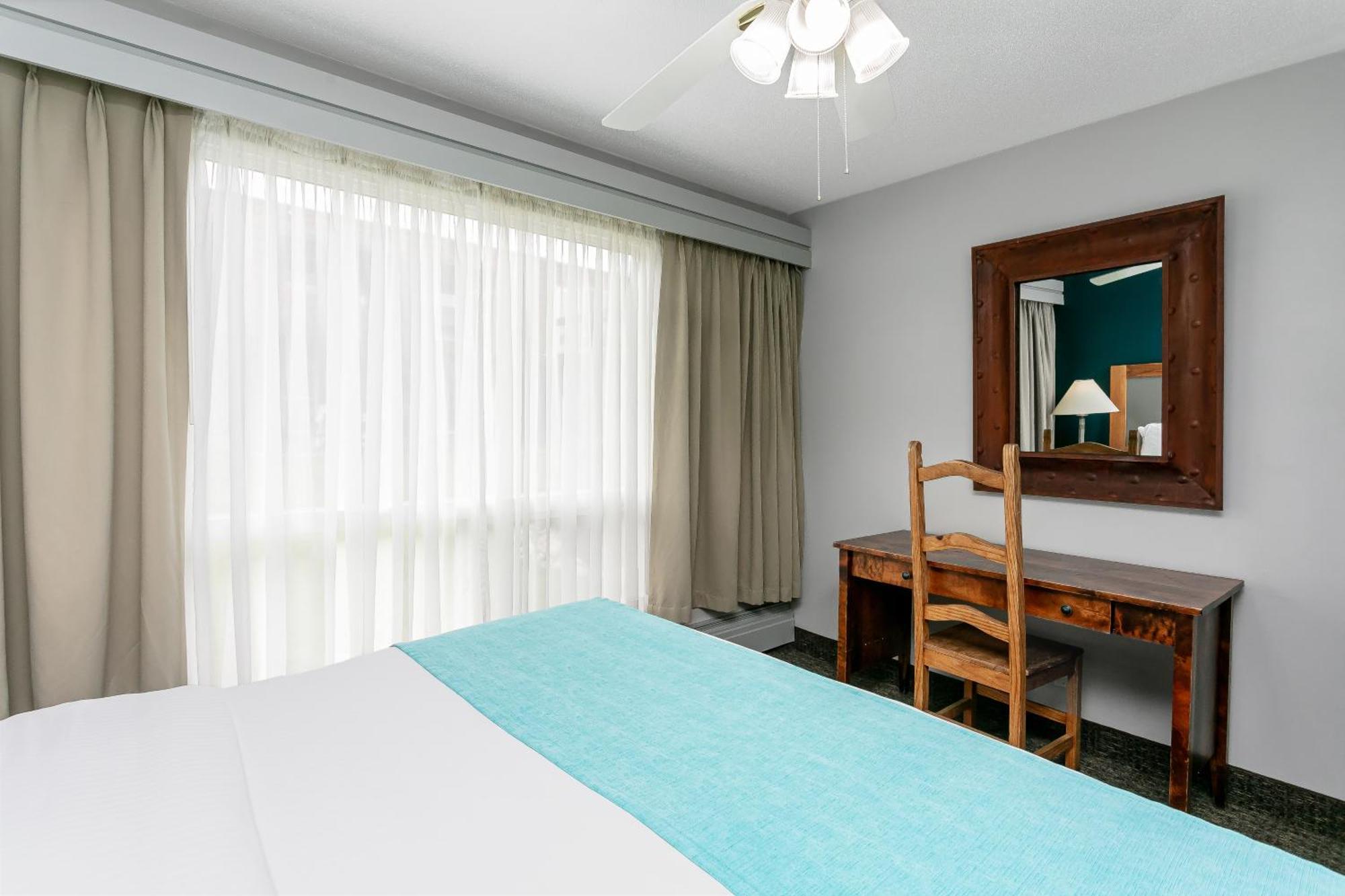 ג'ספר Tonquin Inn חדר תמונה